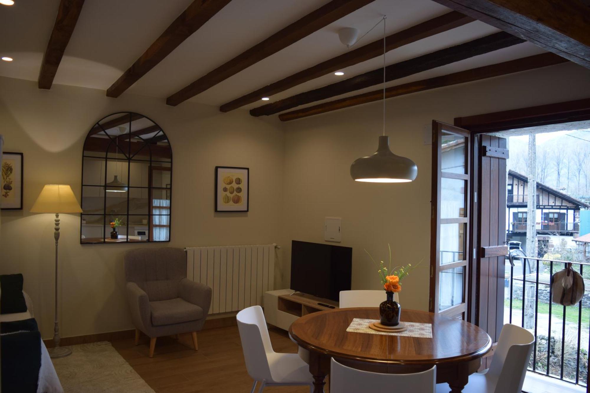 Peritxenea Landa Apartamentuak 乐萨卡 外观 照片